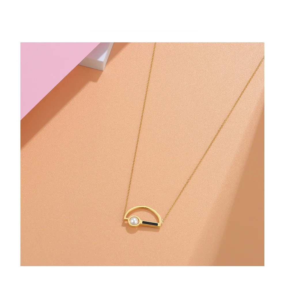 Pearl Necklace - Image 4