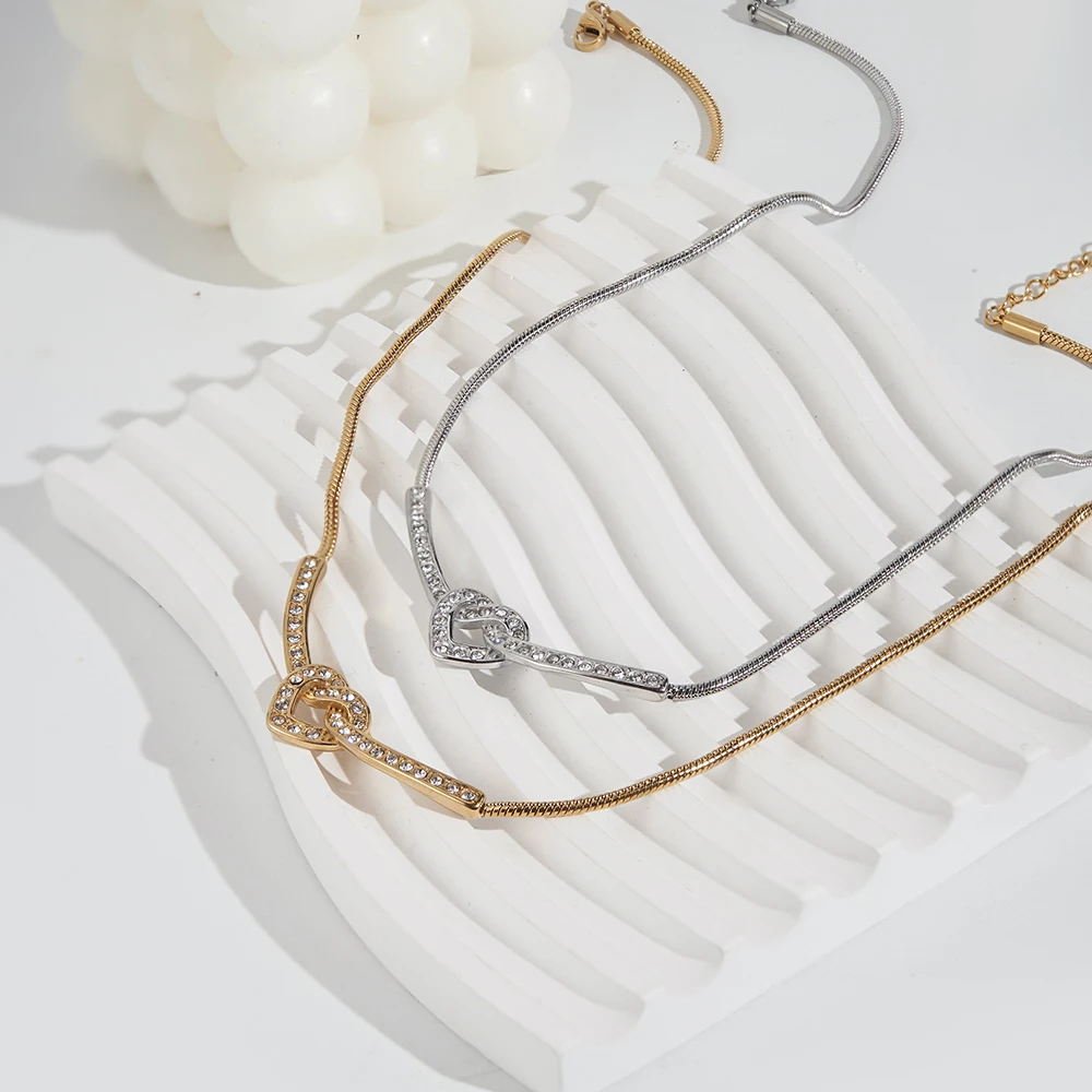 Heart Zircon Necklace - Image 3
