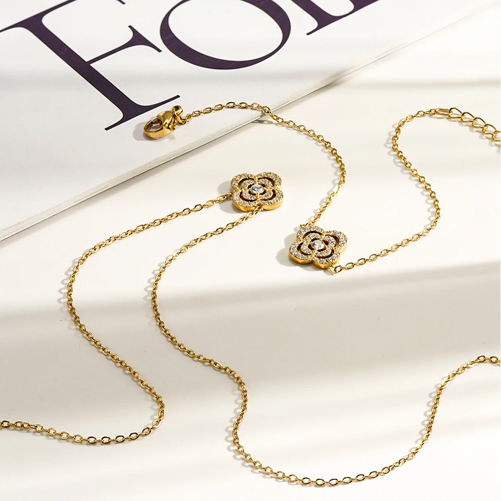 Flower Zircon Necklace - Image 2