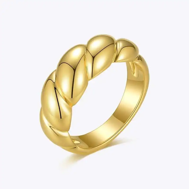 Shiny Twist Ring