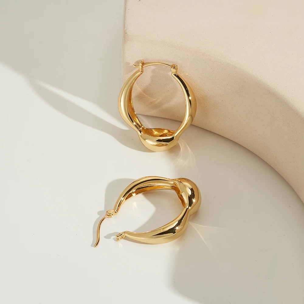 Flower Basket Stud Earrings - Image 3
