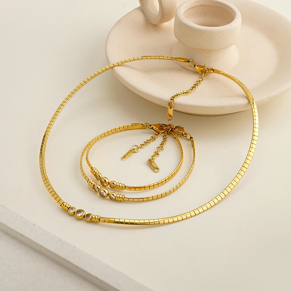 Snake Zircon Necklace - Image 5