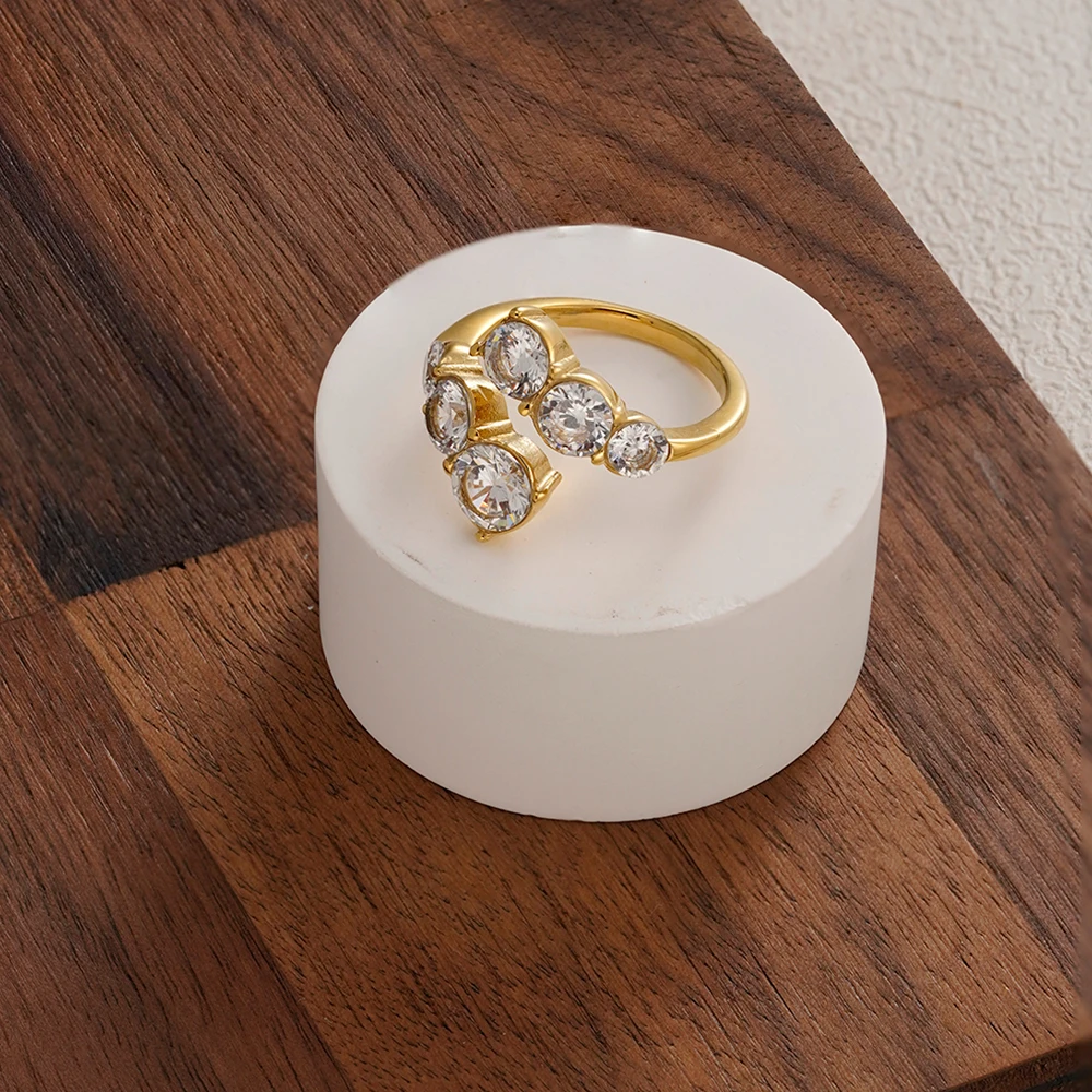 Geometry Round Zircon Ring - Image 3