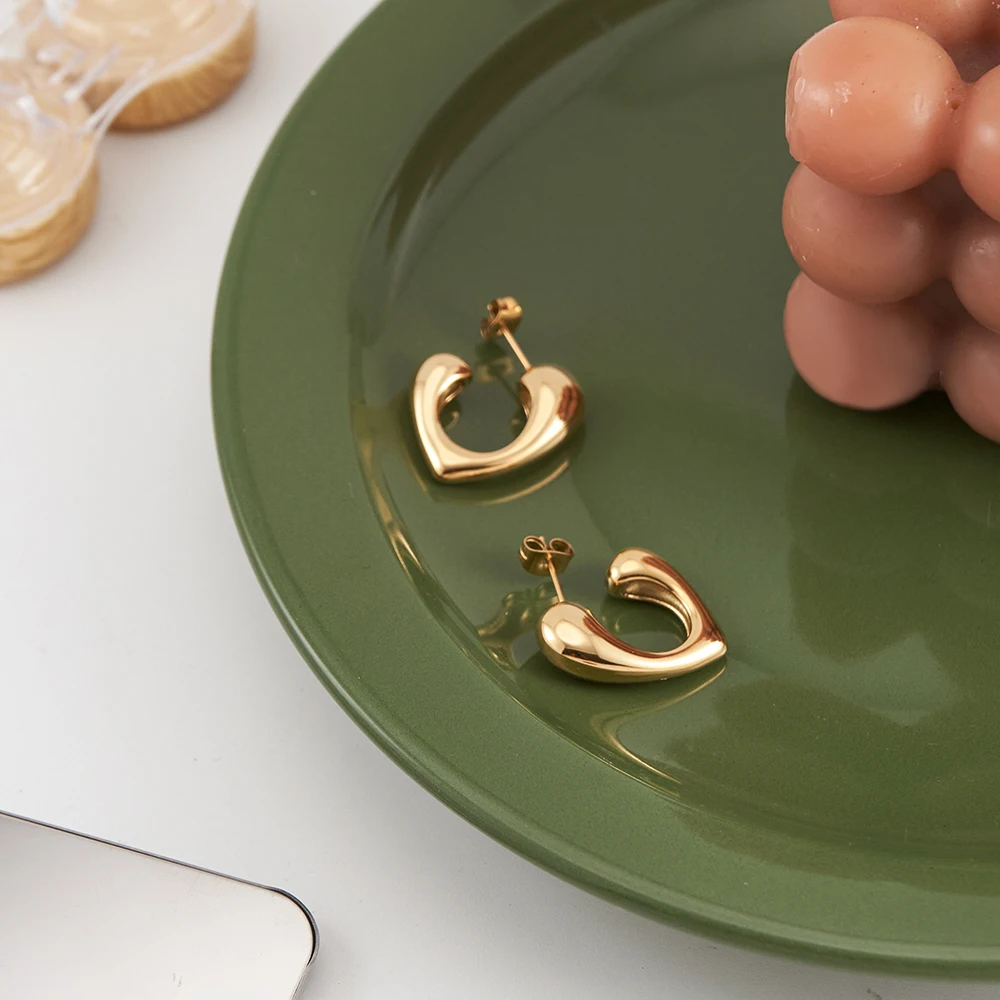 Glossy Heart Stud Earrings - Image 2