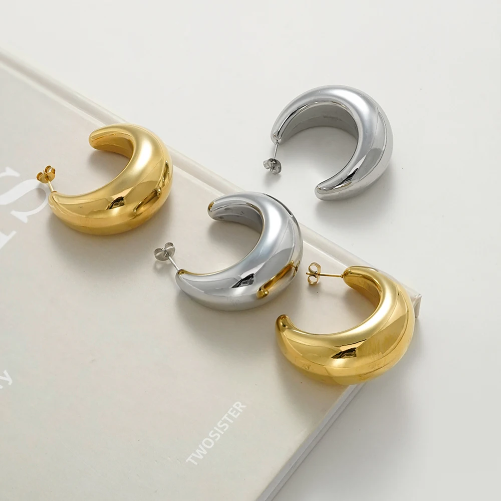 Glossy Hollow Bracelet - Image 4