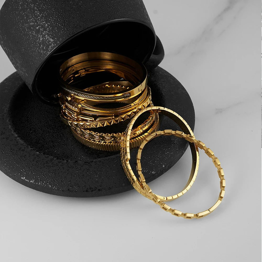 Irregular Zircon Bracelet - Image 2