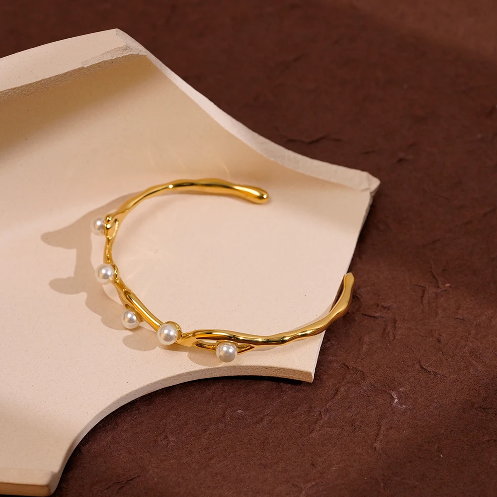 Branch Pearl Bracelet - Image 2