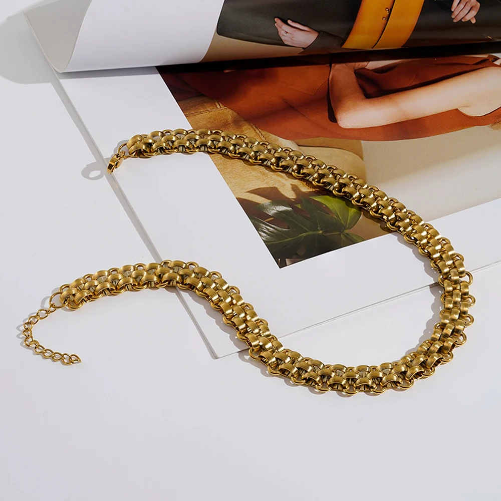 Punk Thick Three Layers Necklace - Image 4
