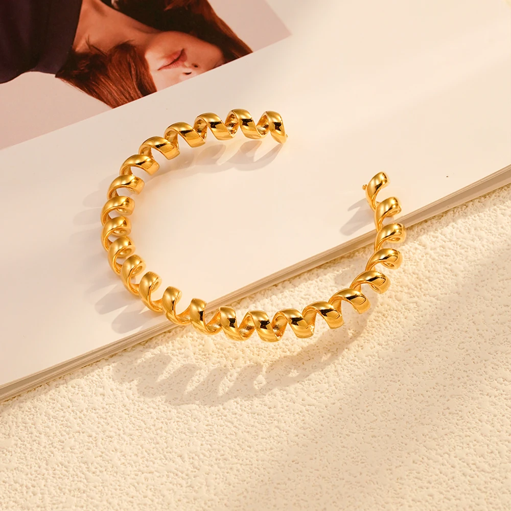 Line Bracelet - Image 4