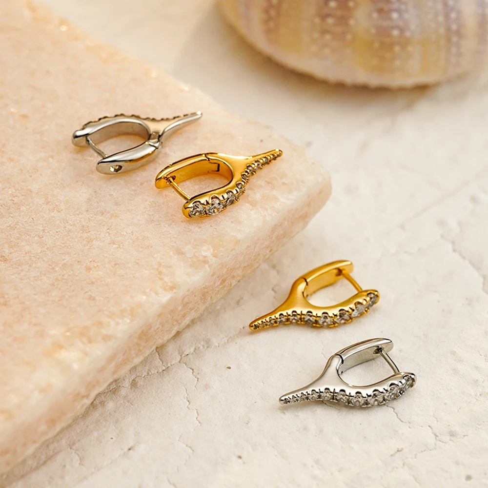 Geometry U Shape Zircon Stud Earrings - Image 3