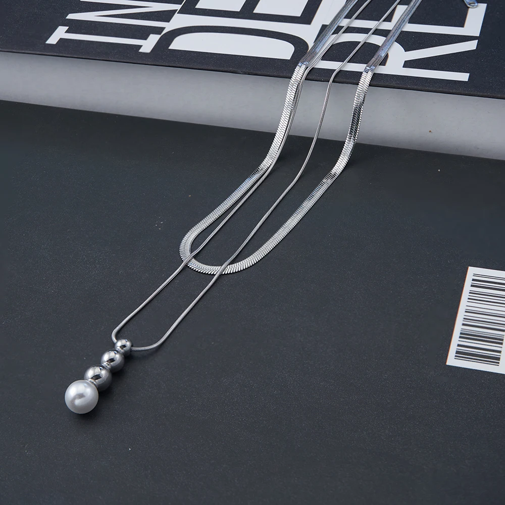 Snake Pearl Necklace - Image 2