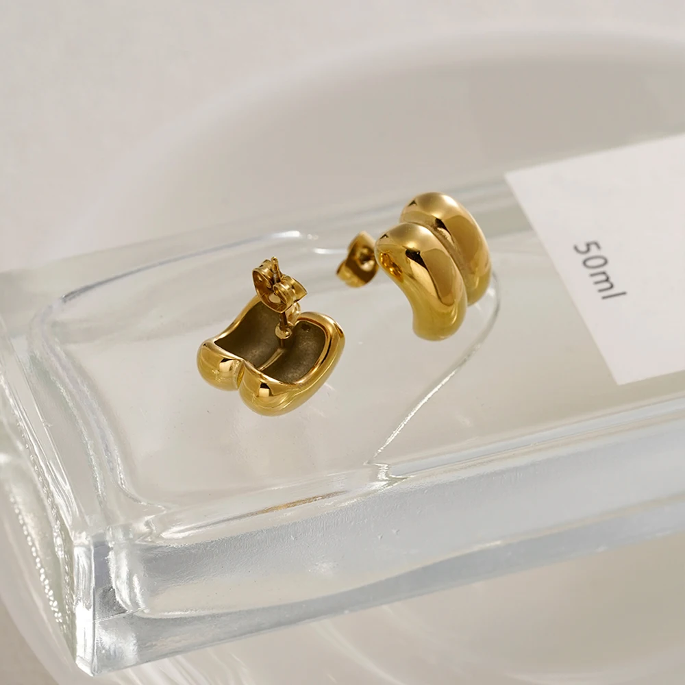 Pea Stud Earrings - Image 4