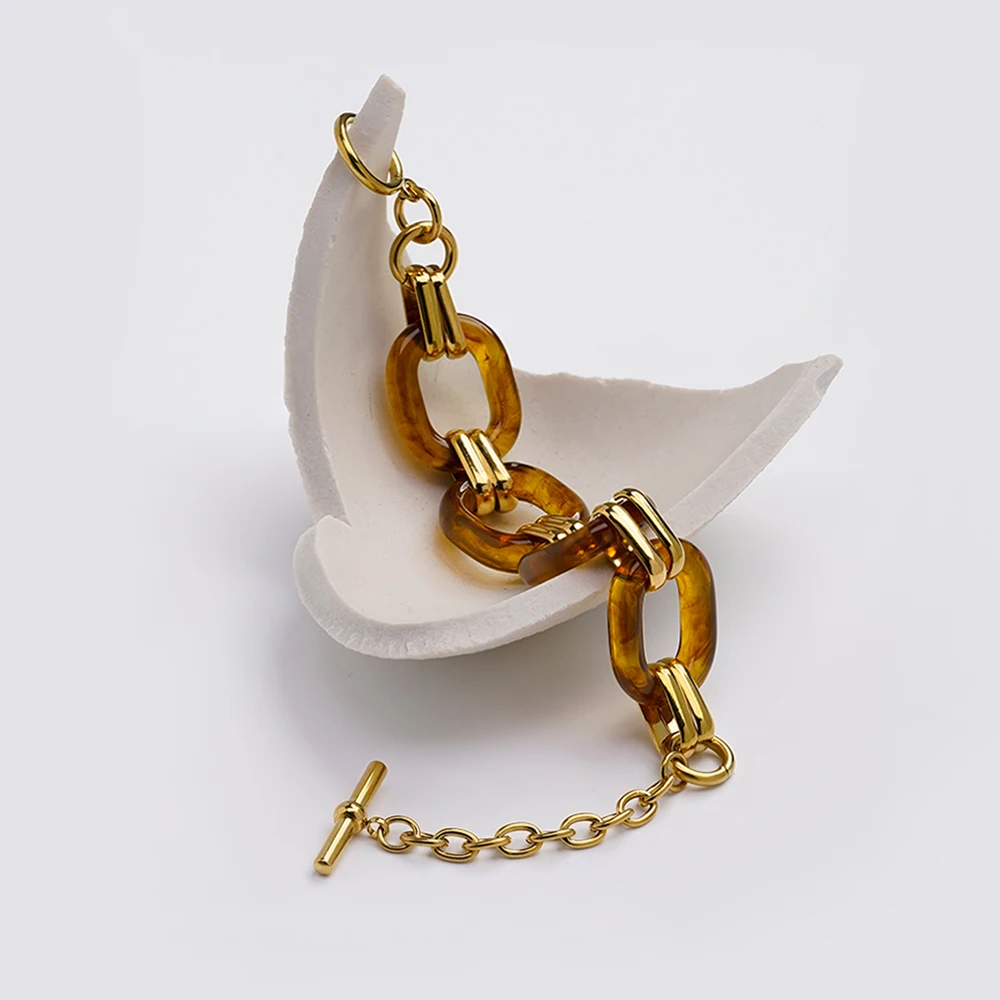 Amber Resin Bracelet - Image 4