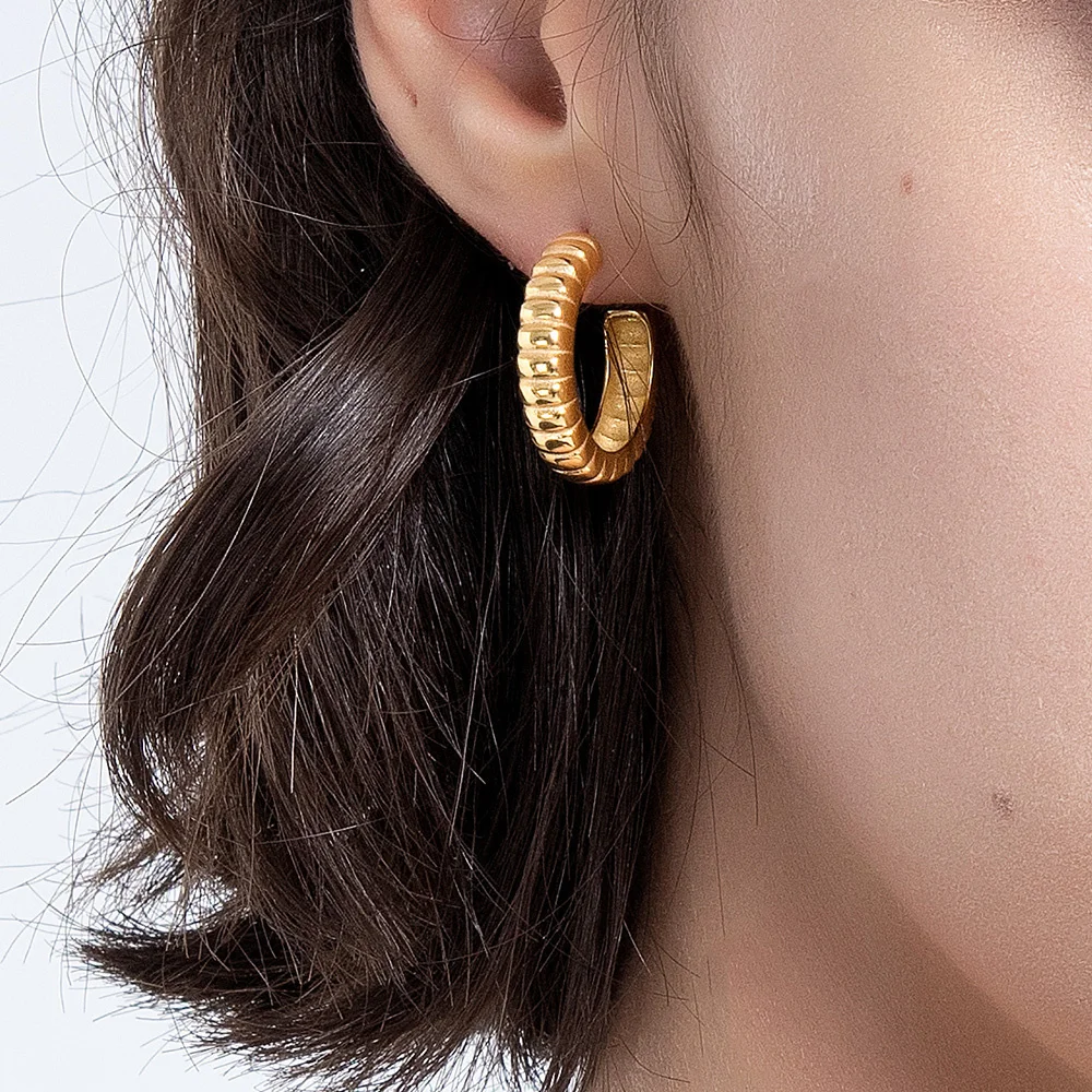C-shaped Stud Earrings - Image 2