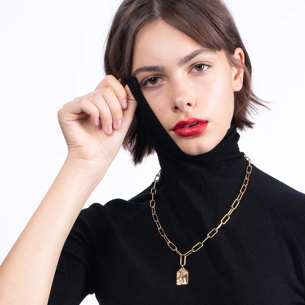 Human Face Necklace - Image 2