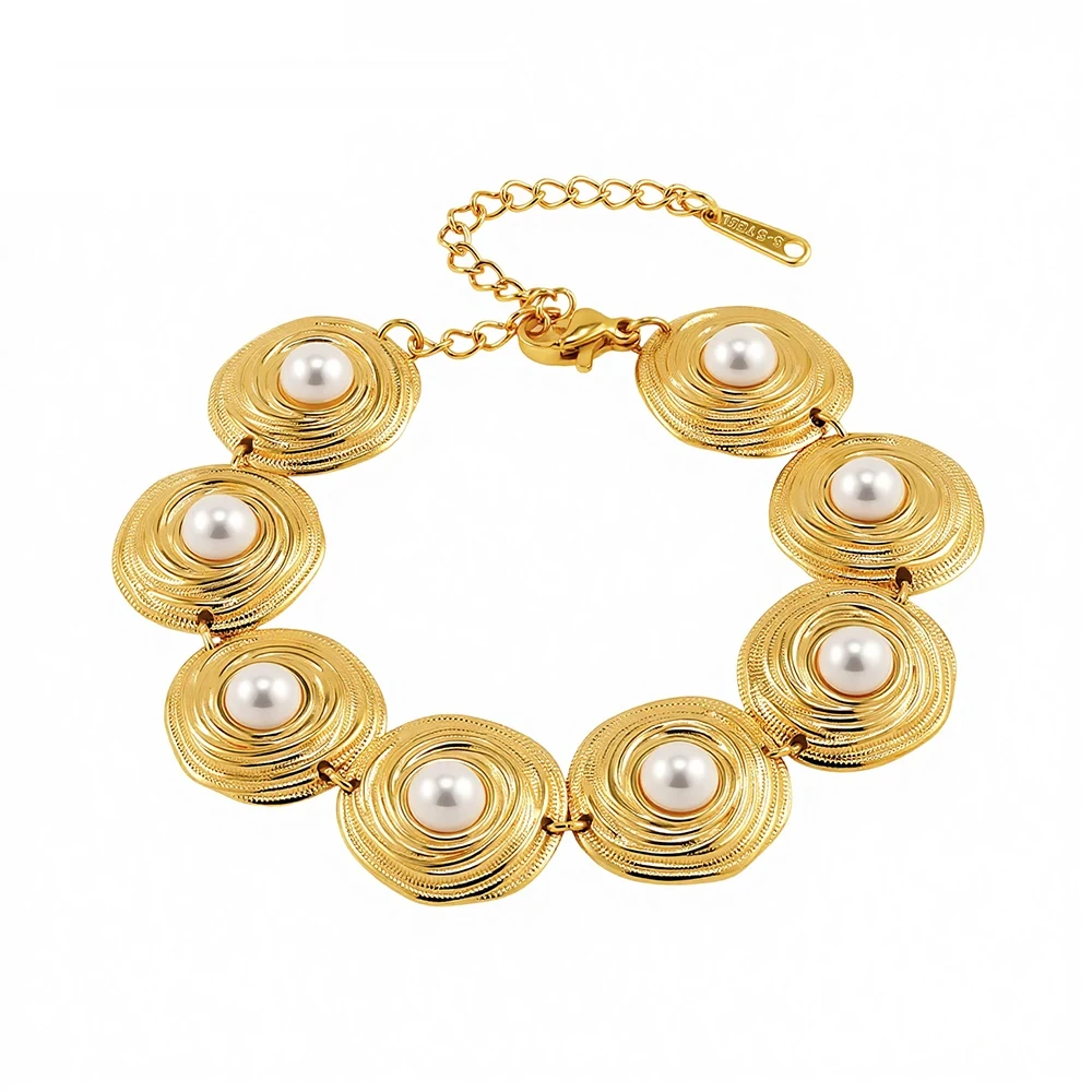 Retro Disc Pearl Necklace - Image 7