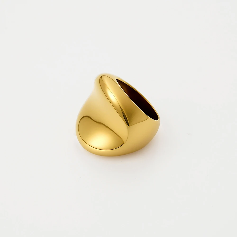 Glossy Concave Ring - Image 2