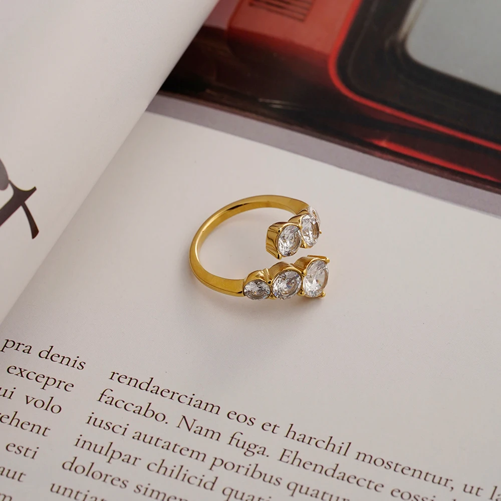 Geometry Round Zircon Ring - Image 2