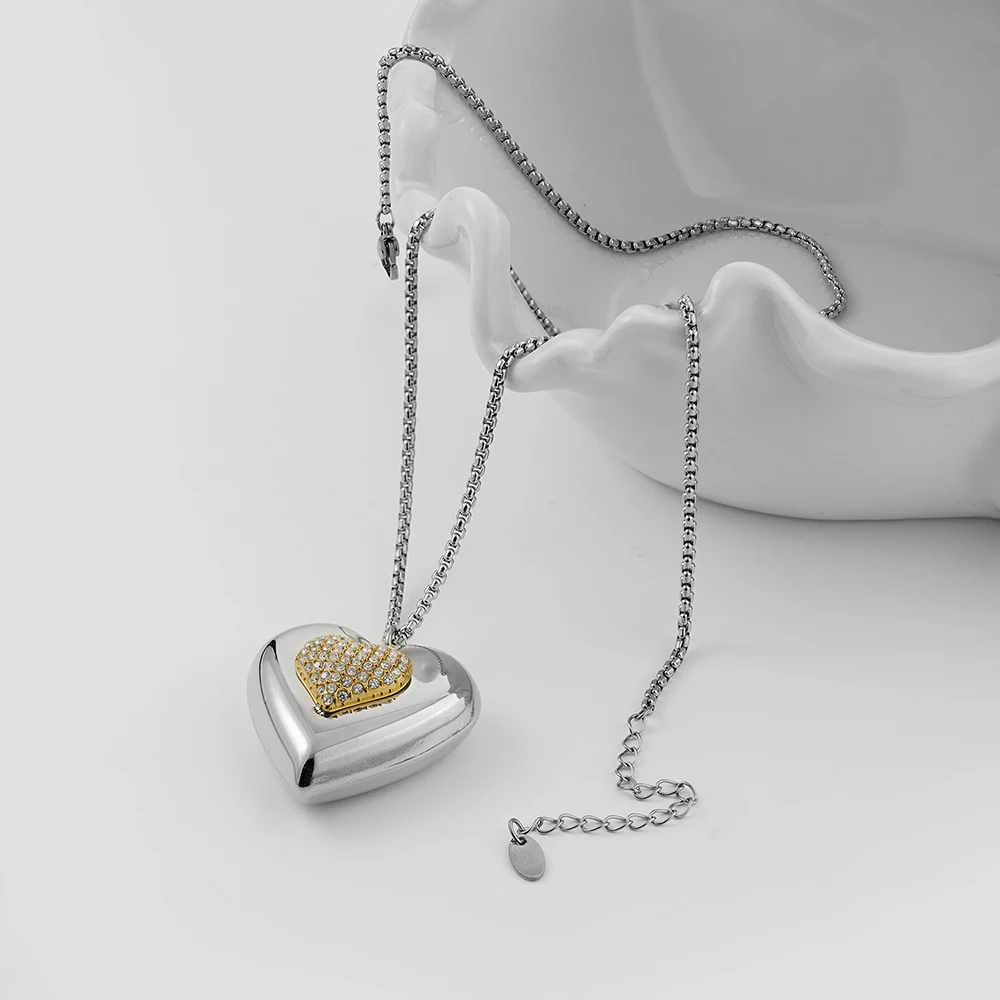 Hollow Heart Necklace - Image 4