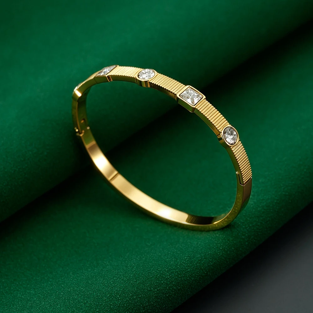Square Round Zircon Bracelet - Image 3