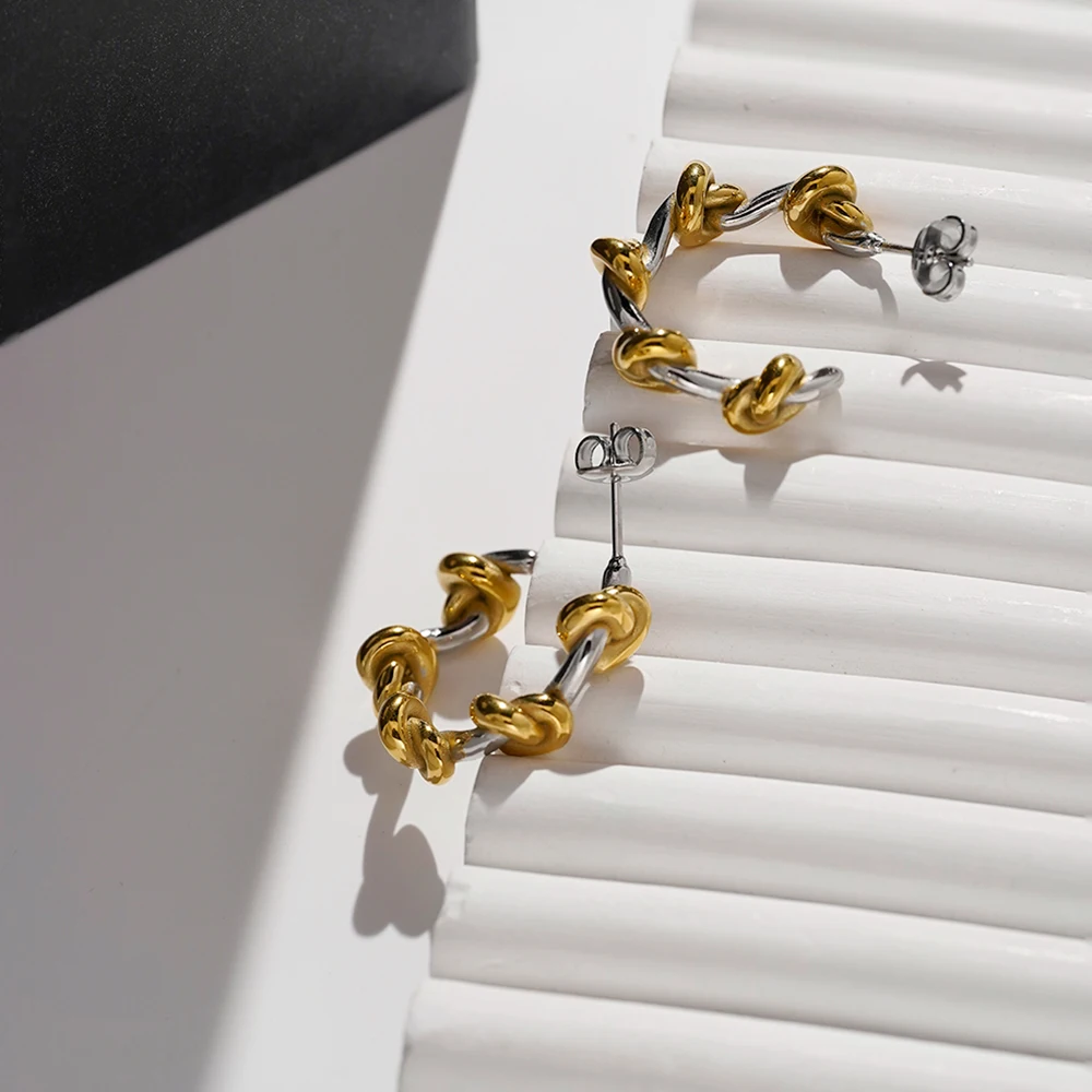Knot Two Tone Hoop Earrings - Image 4