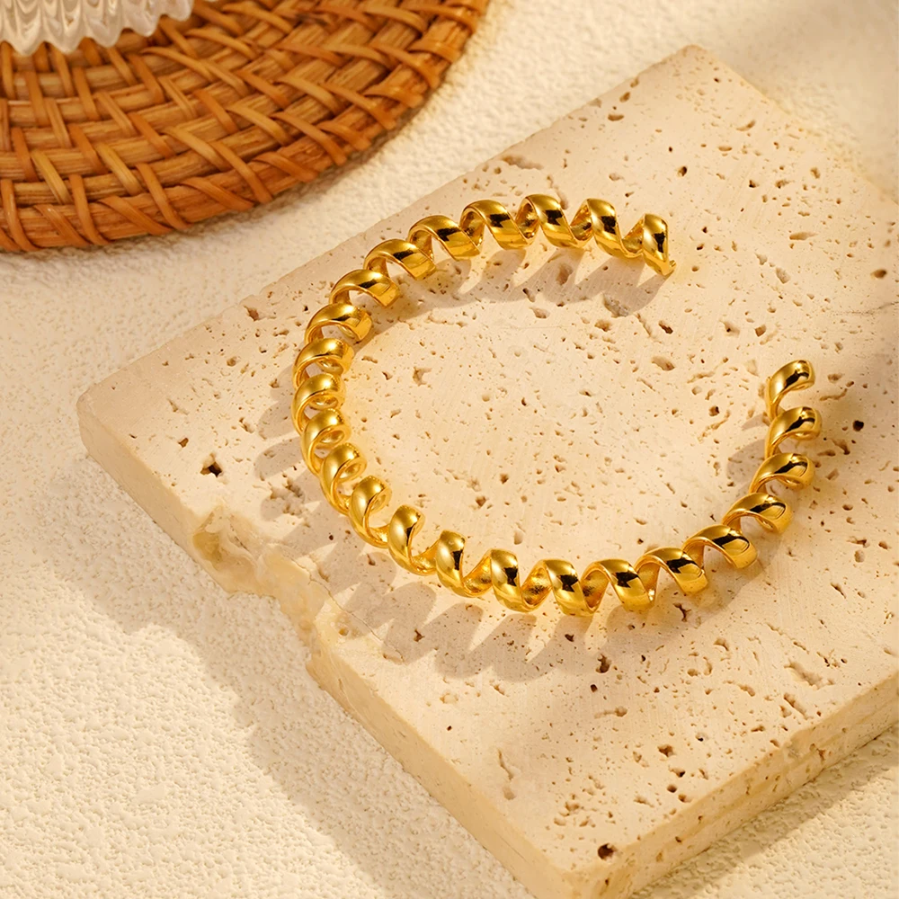 Line Bracelet - Image 5