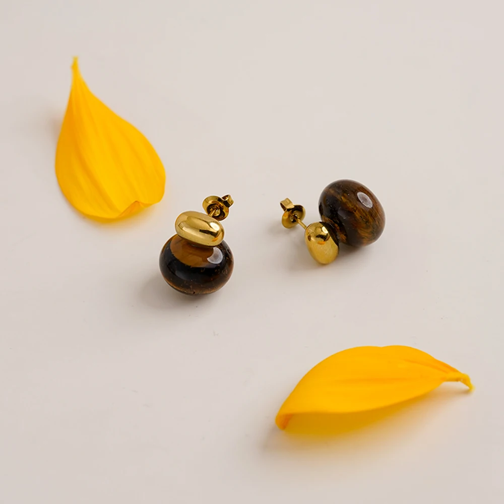 Vintage Tigers Eye Stud Earrings - Image 3