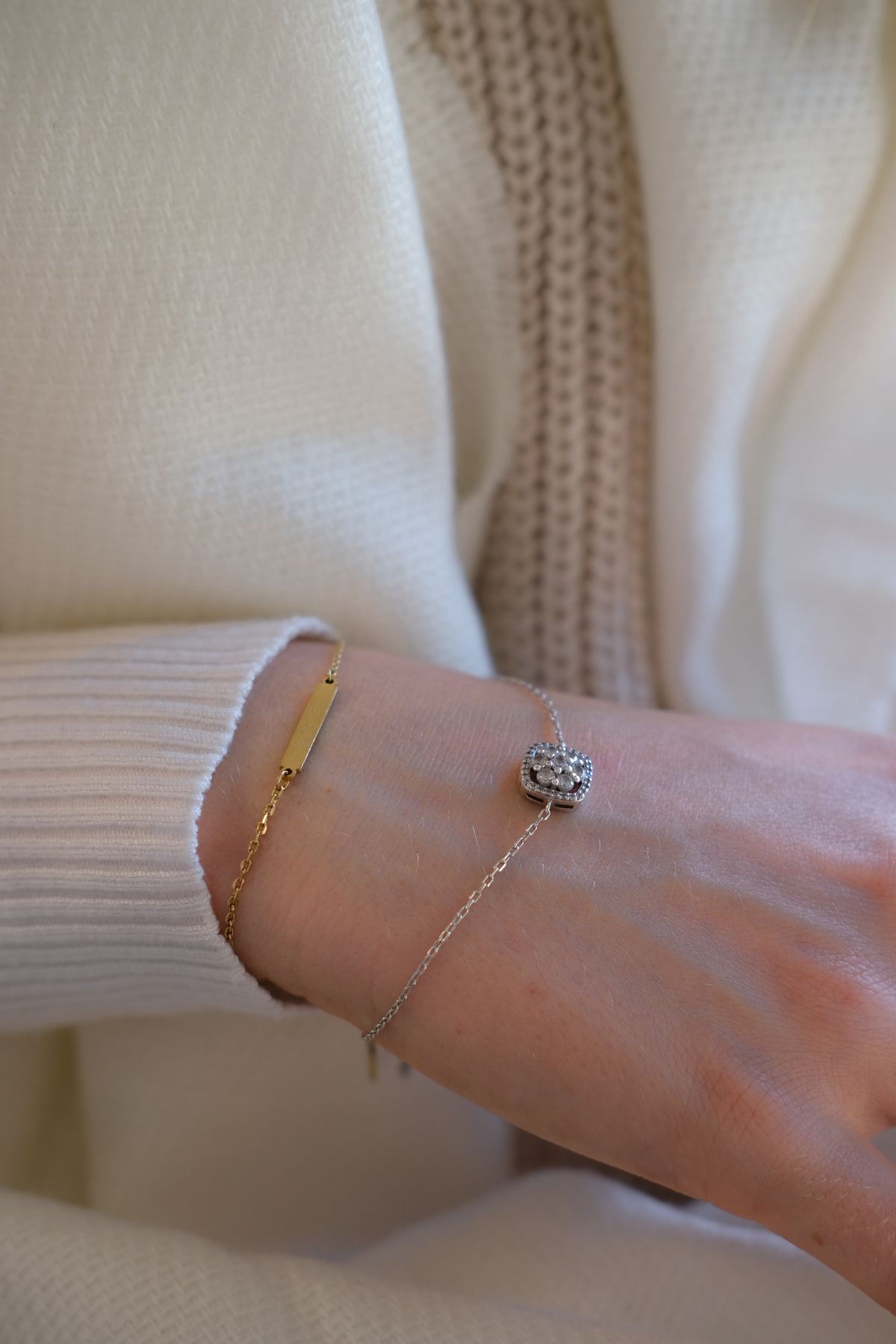 A two-tone bridge piece anchors your look, letting you pair gold and silver freely.