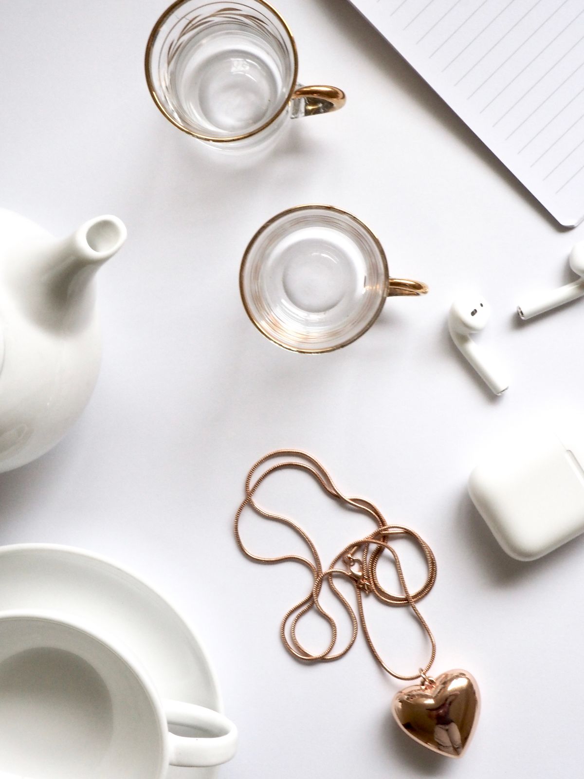 A curated daily edit of two or three perfectly balanced pieces.