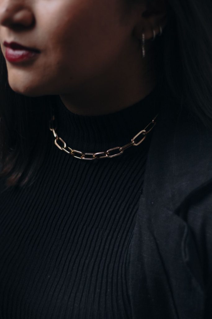 Color Blocking with Gems: How to Pair Bold Jewellery Shades with Neutral Outfits